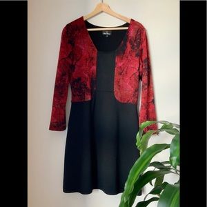 Karkass - 🇨🇦 Canadian designer - Long sleeves velvety black and red dress